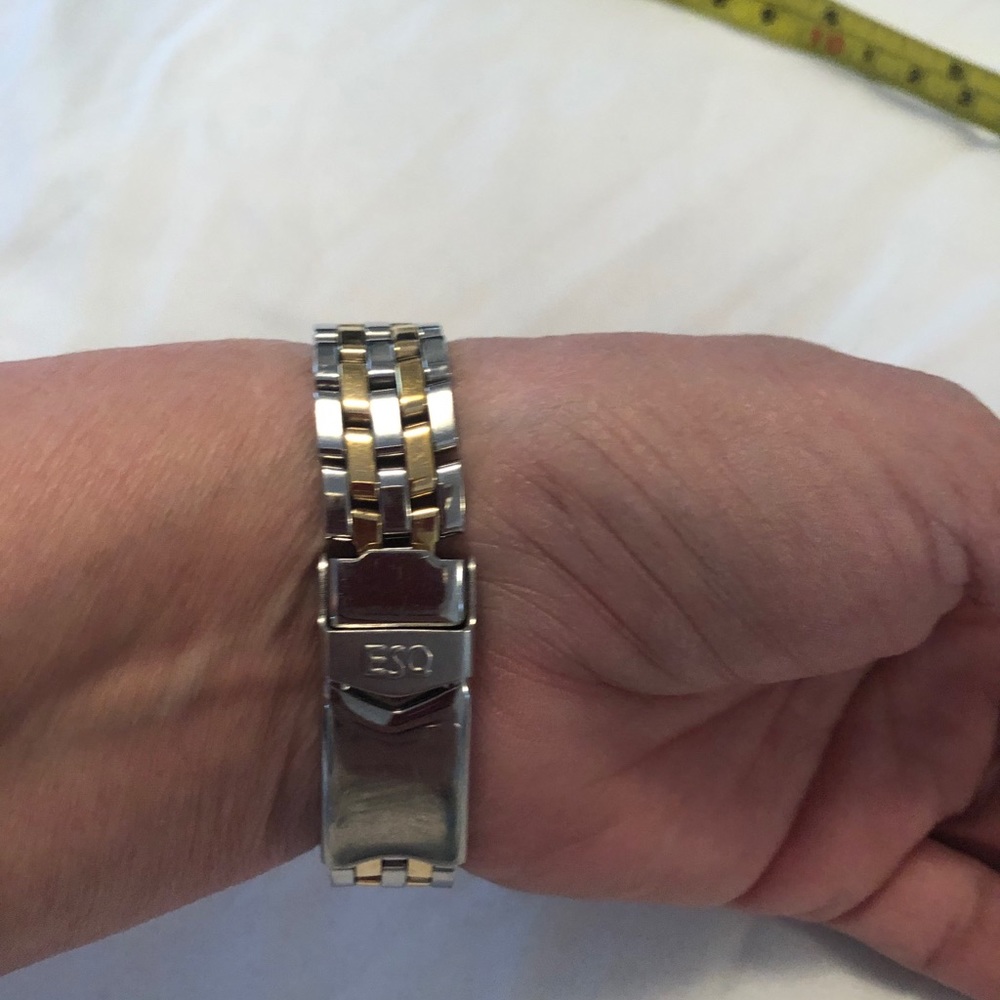 Esq watch - Picture 2 of 4